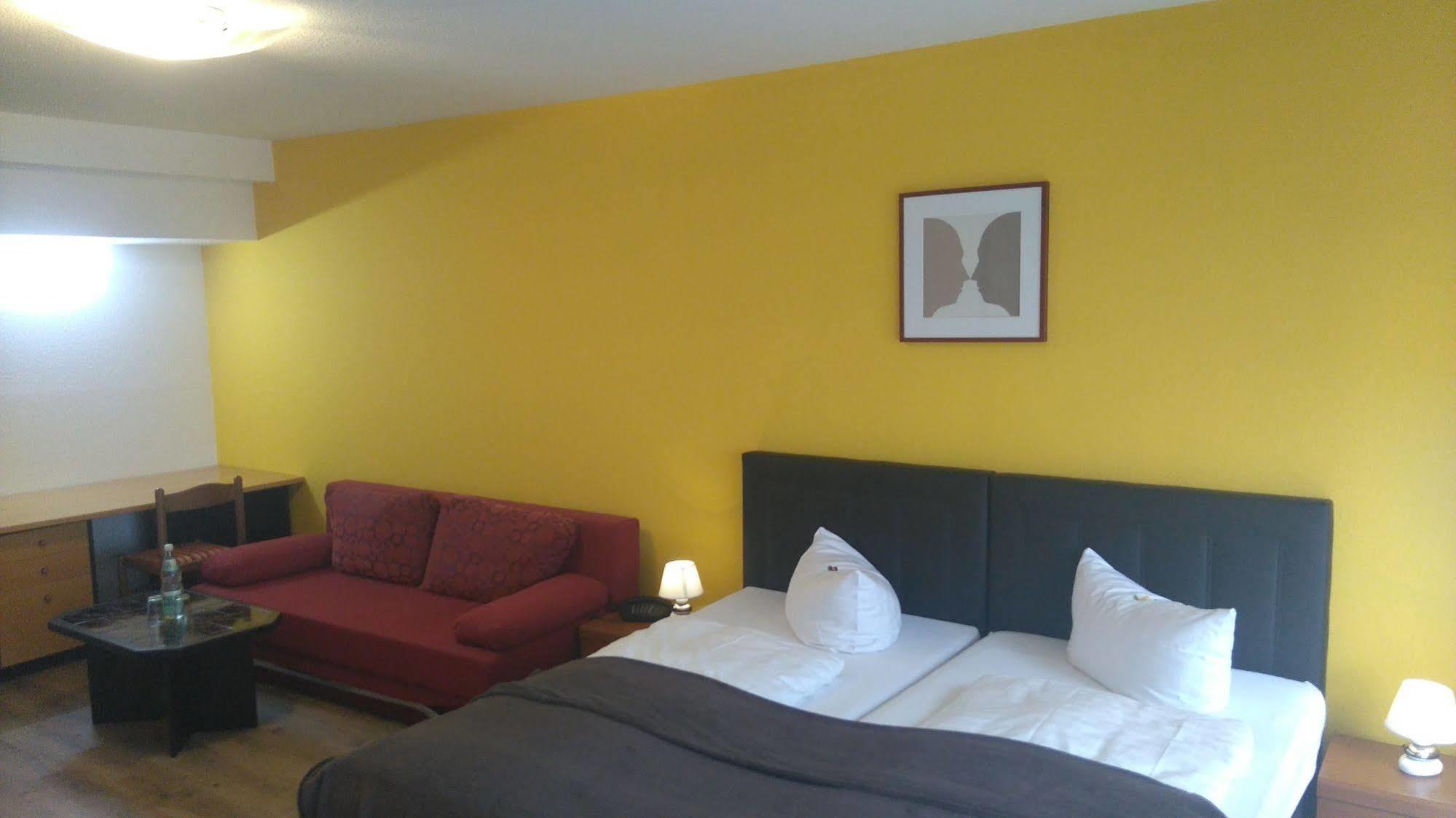 Hotel Arheilger Hof Darmstadt Eksteriør bilde